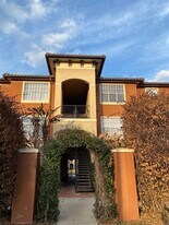 5572 Metrowest Blvd in Orlando, FL - Building Photo