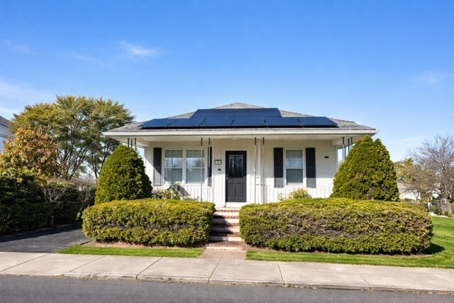 property at 620 Hicks St