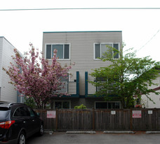 10337 Midvale Ave Apartments