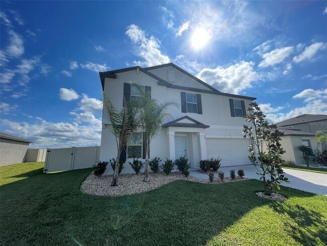 31875 Sun Kettle Lp in Zephyrhills, FL - Building Photo - Building Photo