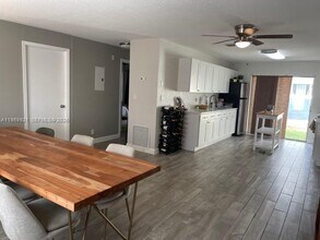 637 SW 3rd Ave in Fort Lauderdale, FL - Building Photo - Building Photo