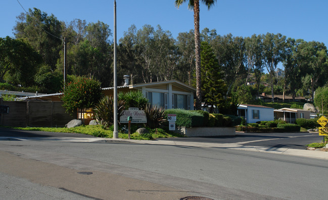 1440-1490 S Orange Ave in El Cajon, CA - Building Photo - Building Photo