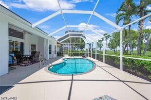 7112 Falcons Glen Blvd in Naples, FL - Building Photo