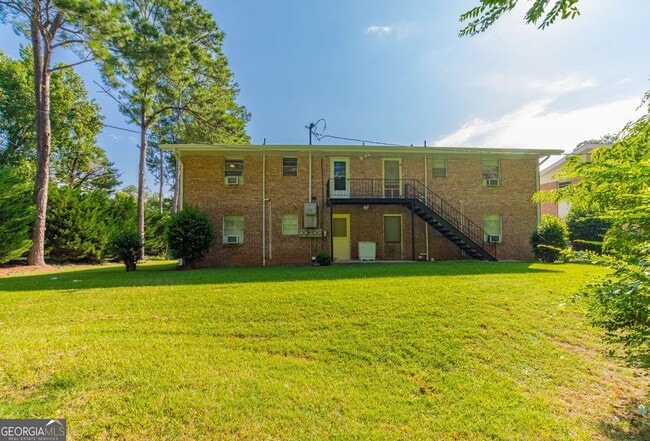200 Willow Rd in Peachtree City, GA - Building Photo - Building Photo