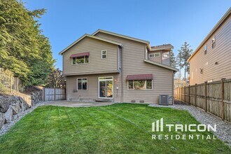 4316 68th Ave Ct W in University Place, WA - Building Photo - Building Photo