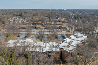 Heather Ridge in Baltimore, MD - Building Photo - Building Photo