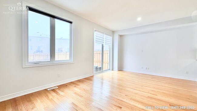 69 Seedling Cres in Whitchurch-Stouffville, ON - Building Photo - Building Photo