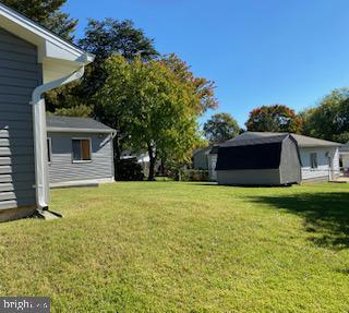 800 S Dogwood St in Sterling, VA - Foto de edificio - Building Photo