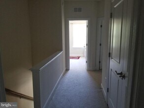 6090 Camerons Ferry Dr in Haymarket, VA - Building Photo - Building Photo