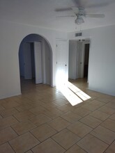 1322 S Sandburg Dr in Deming, NM - Building Photo - Building Photo