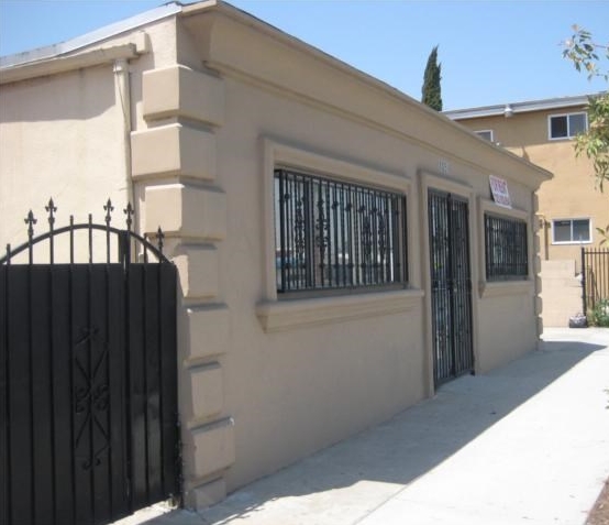 8059 S Eastern Ave in Bell Gardens, CA - Building Photo