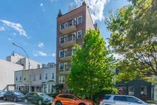 392 11th St Apartments