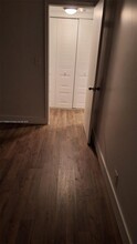 117 Lake Emerald Dr, Unit 202 in Oakland Park, FL - Building Photo - Building Photo