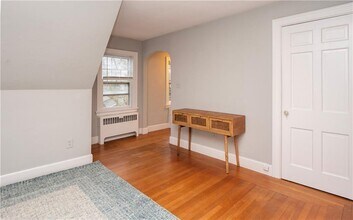 118 Ruggles Ave in Newport, RI - Building Photo - Building Photo