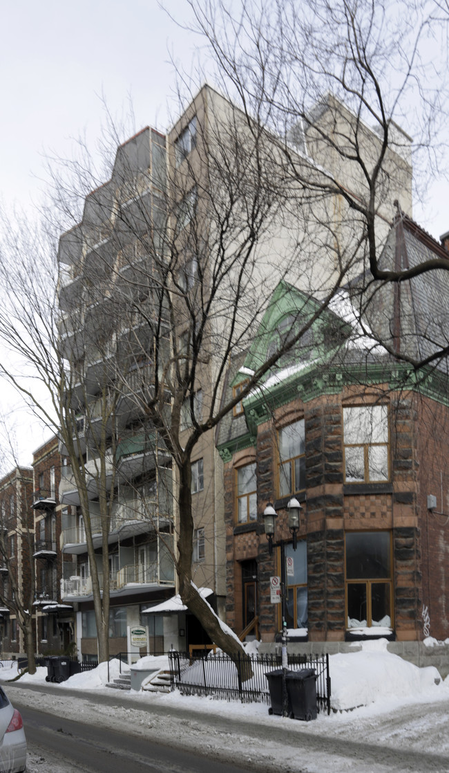 Le Princeton Apartments in Montréal, QC - Building Photo - Building Photo