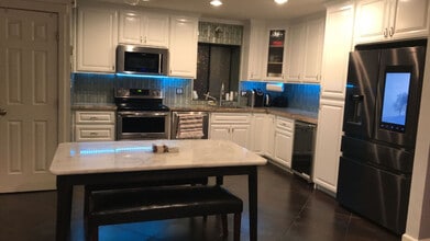 200 P St in Sacramento, CA - Building Photo - Building Photo
