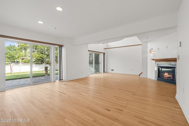 272 Ocean Blvd N in Long Branch, NJ - Building Photo - Building Photo