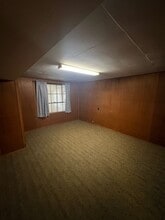 1074 Spring Bay Rd in East Peoria, IL - Building Photo - Building Photo