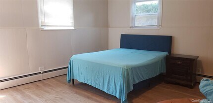 430 Main St in Huntington, NY - Building Photo - Building Photo