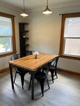 2127 S 102nd St, Unit 2127 in West Allis, WI - Building Photo - Building Photo