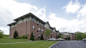 Hilltop Manor Apartments