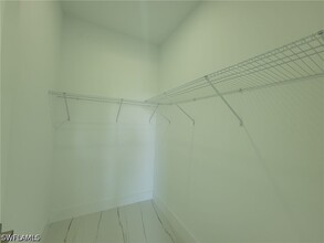 886 Milwaukee Blvd in Lehigh Acres, FL - Building Photo - Building Photo