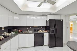 3174 S Ocean Dr in Hallandale Beach, FL - Building Photo - Building Photo