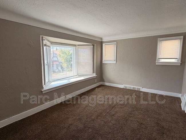 16730 Woodingham Dr in Detroit, MI - Building Photo - Building Photo