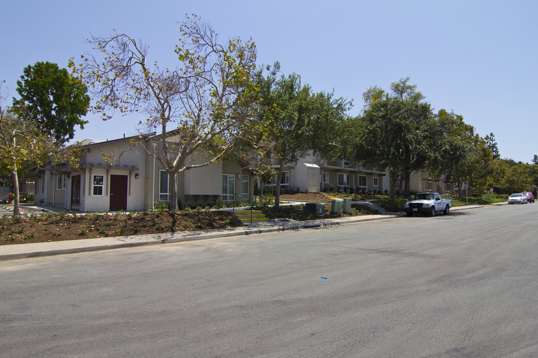 Poway Villas in Poway, CA - Building Photo