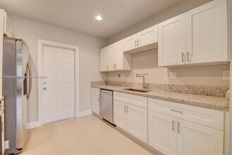 2203 NE 3rd Ave in Delray Beach, FL - Building Photo - Building Photo