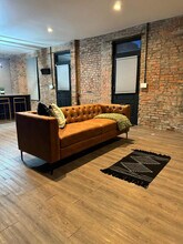 59 E Russell St in Columbus, OH - Building Photo - Building Photo