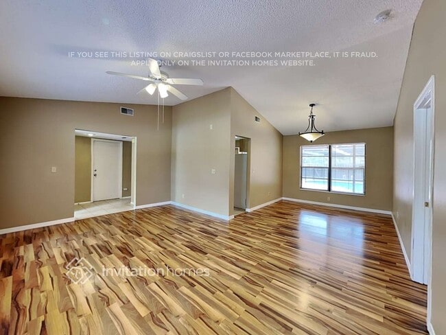 3040 Oak View Dr in Palm Harbor, FL - Building Photo - Building Photo