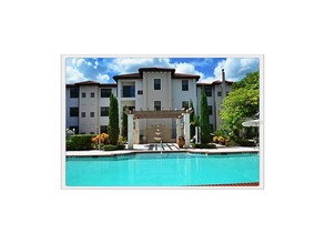 Fractured Condo - 10 Units in Orlando, FL - Building Photo - Building Photo