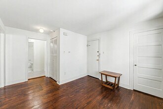 25 S Kingston Ave, Unit #4 in Atlantic City, NJ - Building Photo - Building Photo