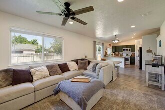 3600 E Emory Ave in Nampa, ID - Building Photo - Building Photo