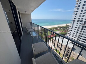 2625 Collins Ave in Miami, FL - Building Photo - Building Photo