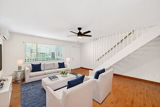 4231 Lowell St in La Mesa, CA - Building Photo - Building Photo