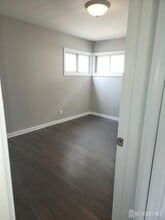 70 Schuyler Dr in Edison, NJ - Building Photo - Building Photo