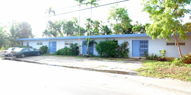 1045 N 10th Ave in Fort Lauderdale, FL - Building Photo - Building Photo