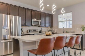 4718 Blue Diamond St in Kissimmee, FL - Building Photo - Building Photo