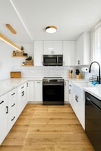 975 Ala Lilikoi St in Honolulu, HI - Building Photo - Building Photo