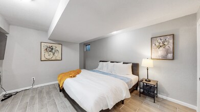 15045 E Louisiana Dr in Aurora, CO - Foto de edificio - Building Photo