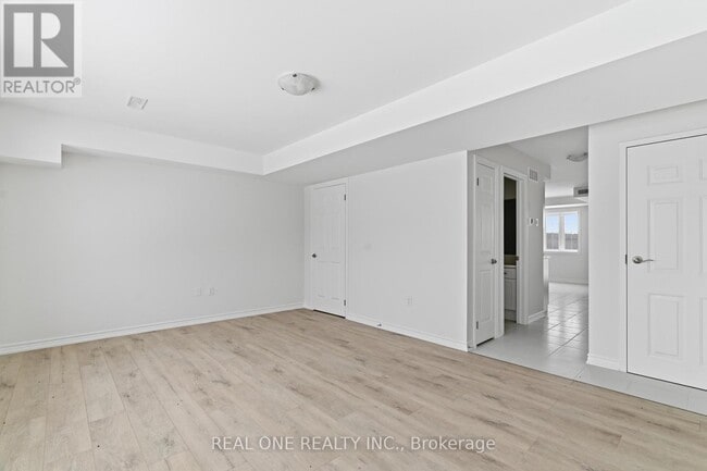 85 Mullin Dr in Guelph, ON - Building Photo - Building Photo