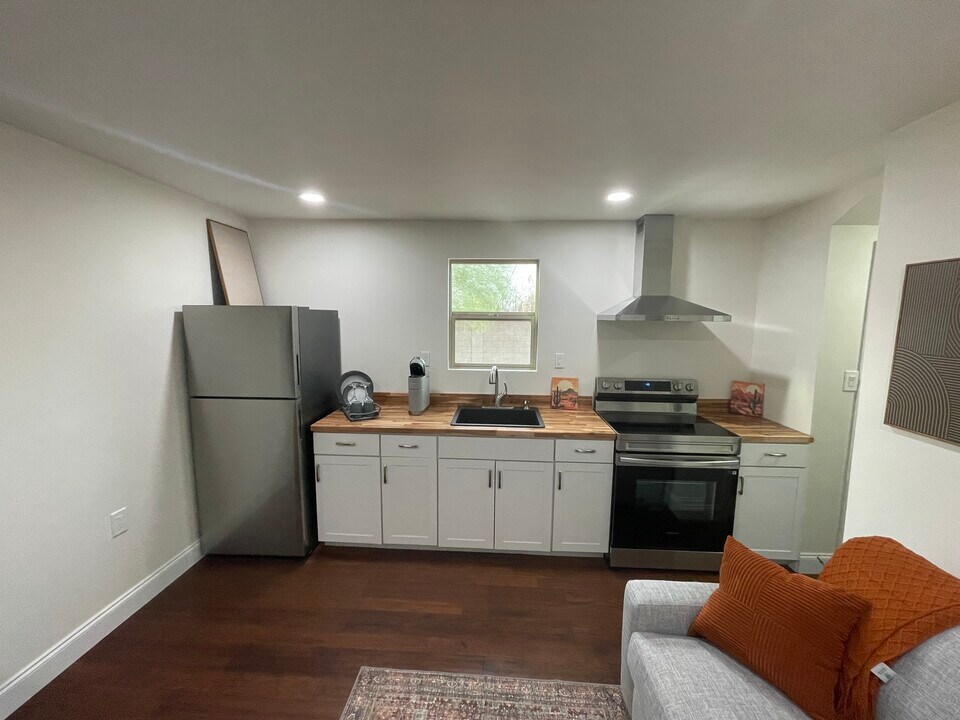 1815 N Dayton St in Chandler, AZ - Building Photo