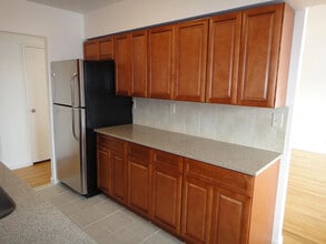 109 Fisher Ave in Eastchester, NY - Building Photo - Building Photo