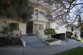 Council Street Apartments in Los Angeles, CA - Building Photo - Building Photo