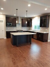 18639 108th Ave SE in Renton, WA - Building Photo - Building Photo