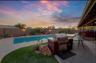 9420 E Sierra St in Tucson, AZ - Building Photo - Building Photo