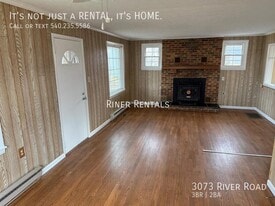 3073 River Rd in Elkton, VA - Building Photo