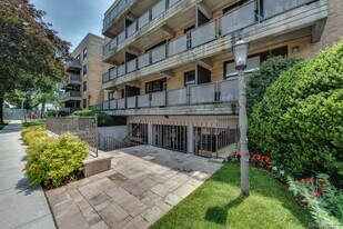 101 Jackson Ave in Mineola, NY - Building Photo